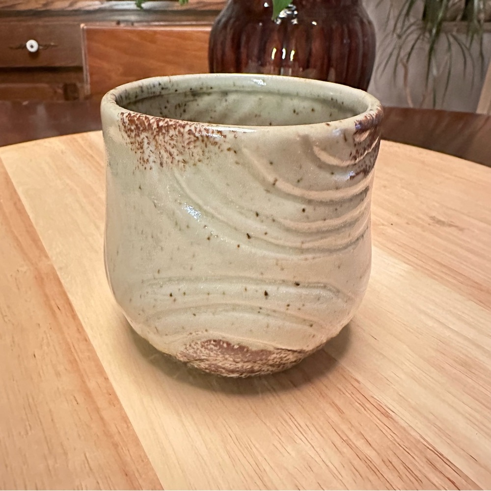 Upcycled Anthropologie Snowfall Candle Vessel - Neutral Ceramic Pen Cup - Picture 7 of 11
